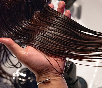 SALON epoQue　カットの様子